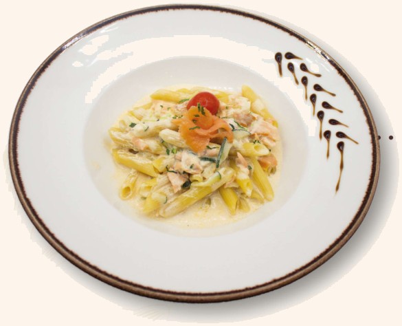 Penne con Crema di Salmone